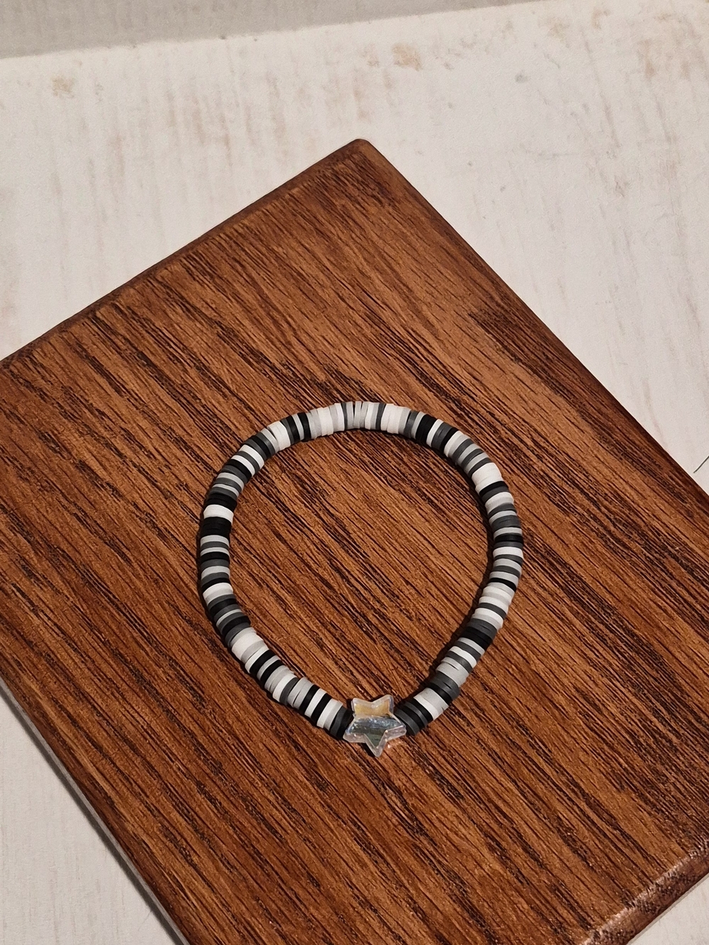 Black and White Beaded Star Stretch Bracelet - Beautiful Victory